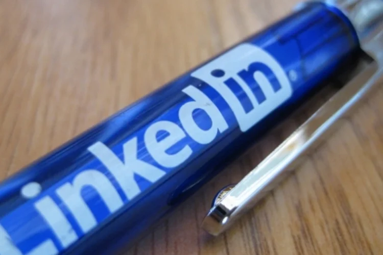 linkedin (Flickr.com/sheilascarborough)