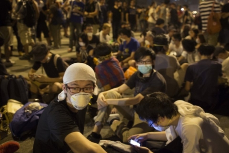 Usado em protestos de Hong Kong, mensageiro FireChat tem a segurança questionada