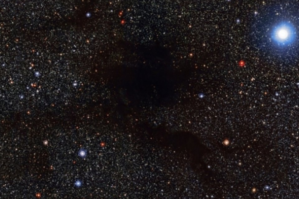 Previsão do tempo cósmica: nuvens escuras darão lugar a estrelas