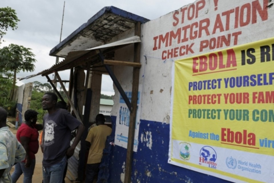 Libéria reabre fronteiras após a queda do número de casos de ebola