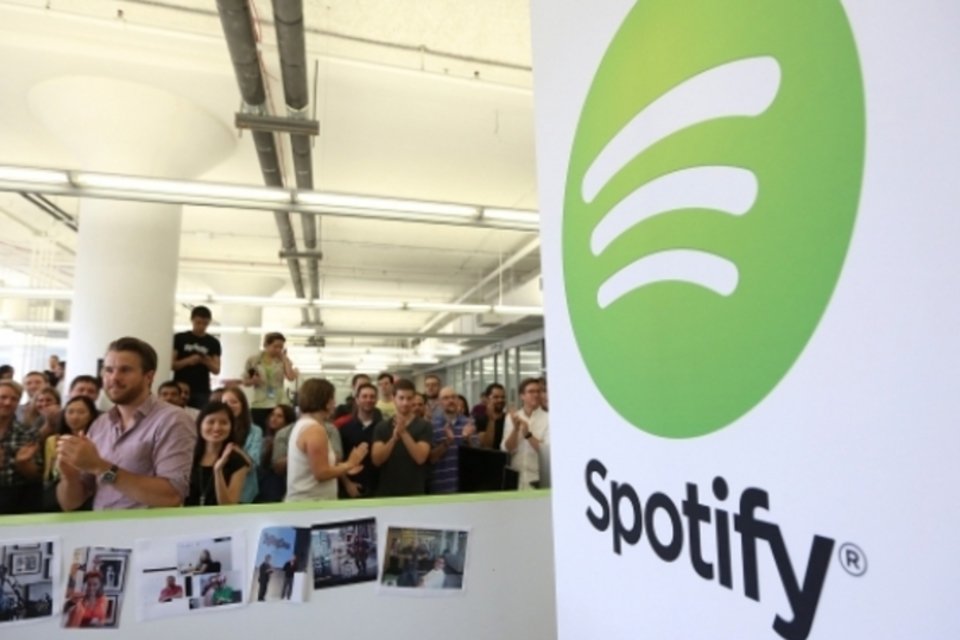 Número de assinantes e usuários ativos do Spotify cresce 50% em menos de um ano