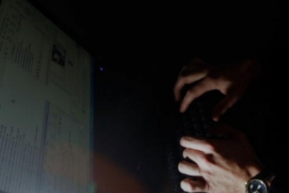Americano é preso por manter site de vingança contra ex-namoradas