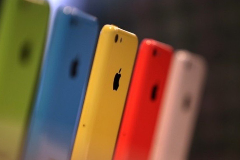 Rede de mercados dos EUA venderá novos iPhones com desconto