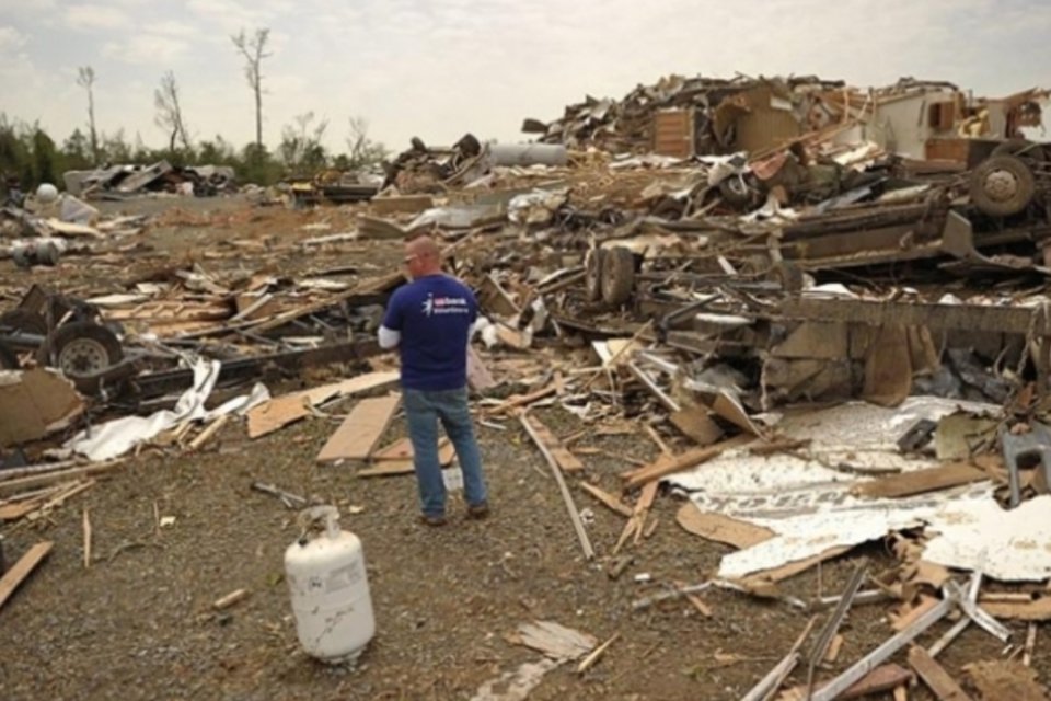 Tornados deixam 62 milhões de pessoas em alerta nos EUA