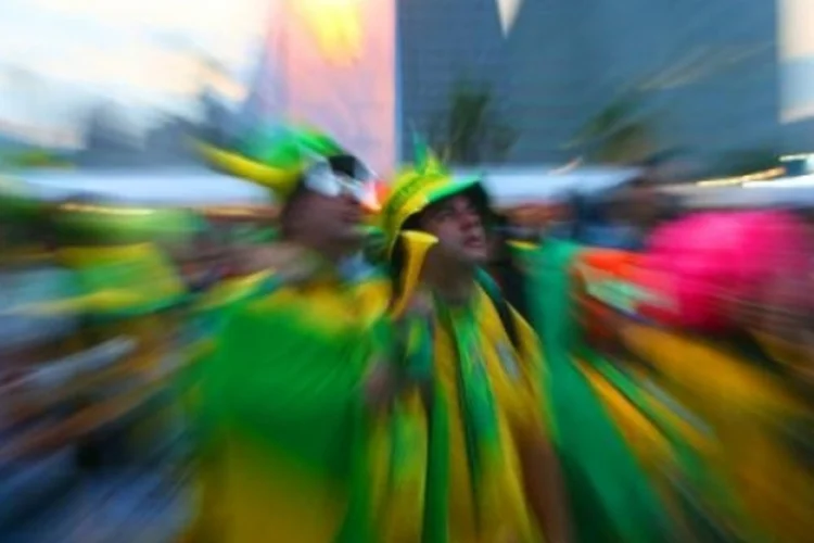 Torcedores (AFP)