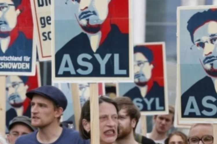 snowden (Reuters)