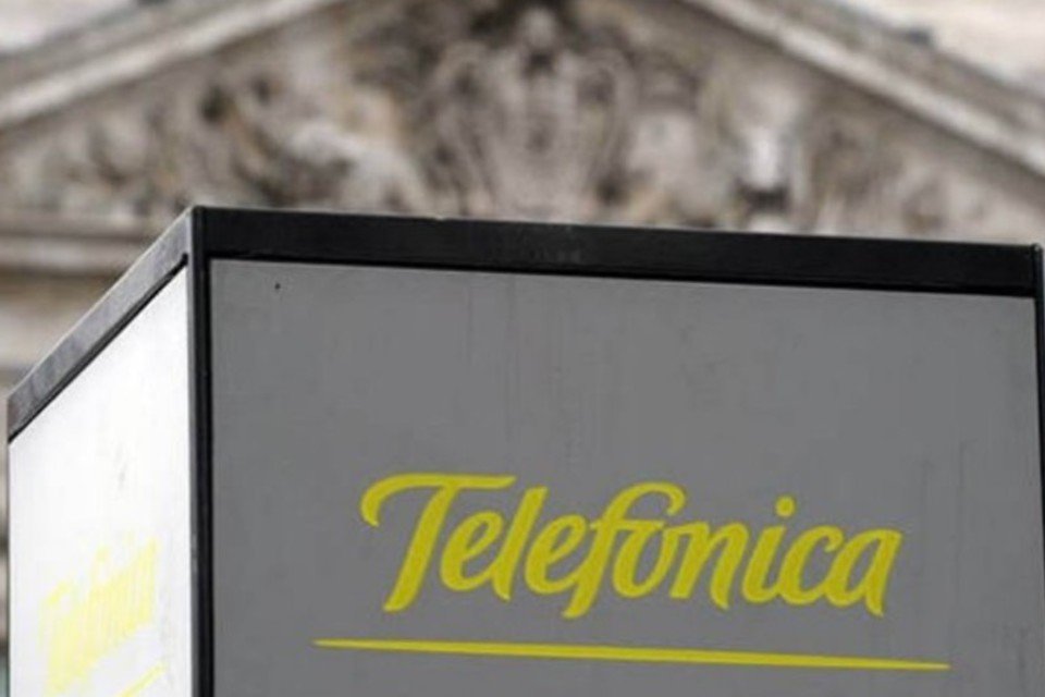 Telefônica anuncia compra da E-Plus