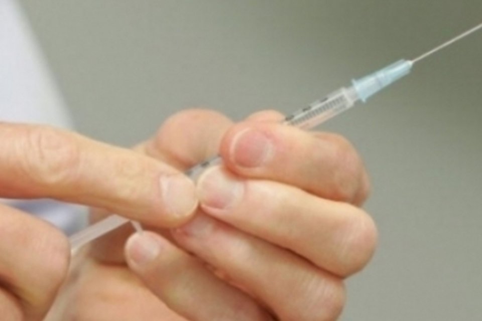 Campanha deve imunizar mais de 940 mil meninas em SP contra HPV