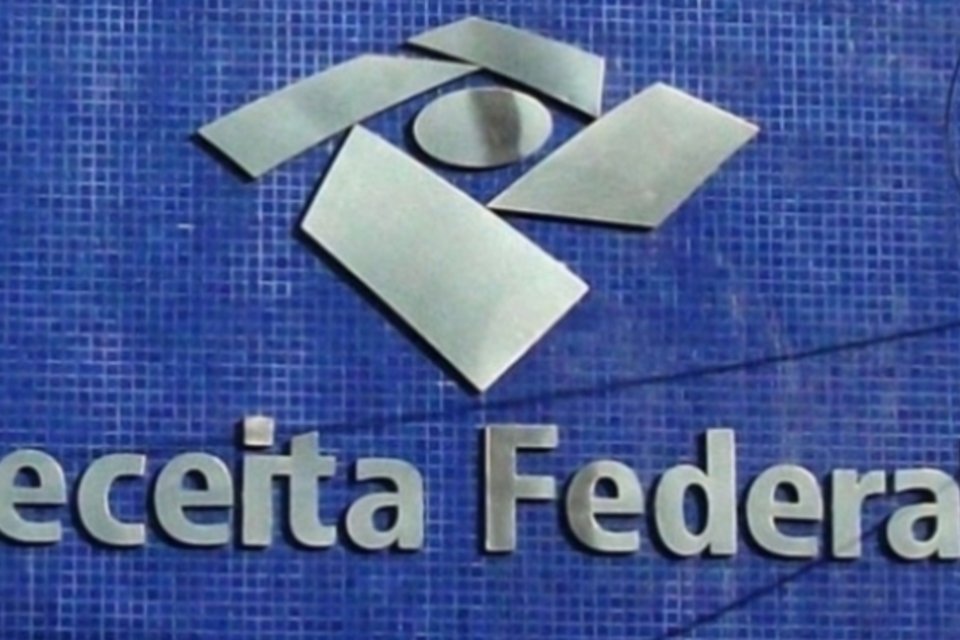 RF deixa de exigir reconhecimento de firma em documentos