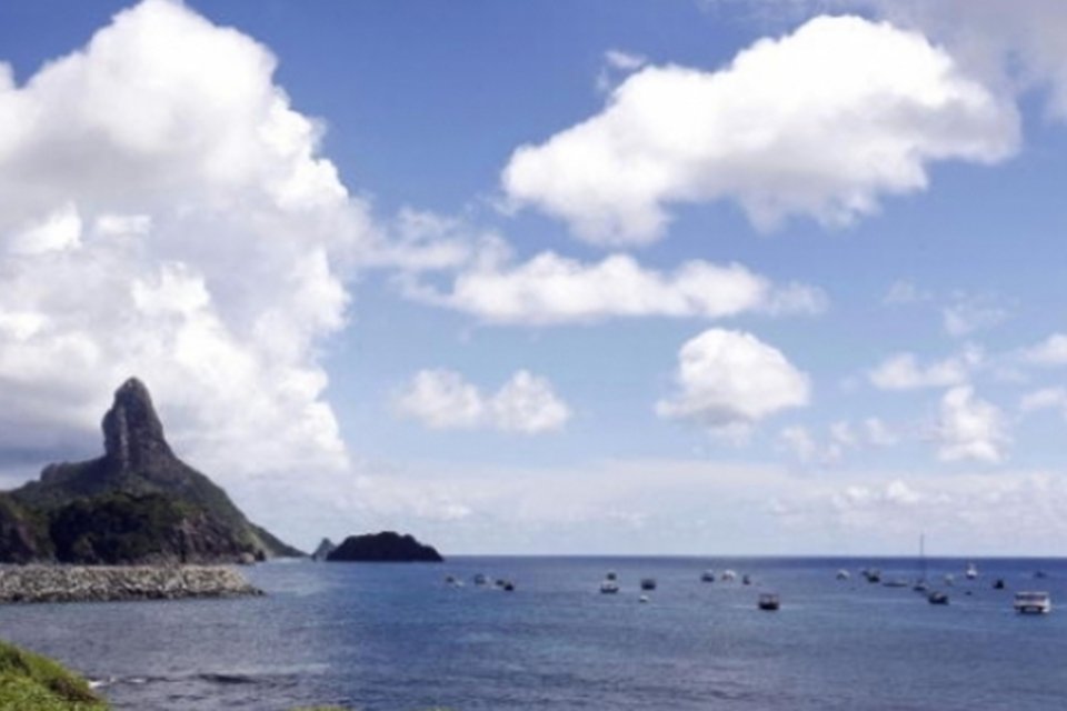 Campos lança projeto 'Noronha Carbono Zero'