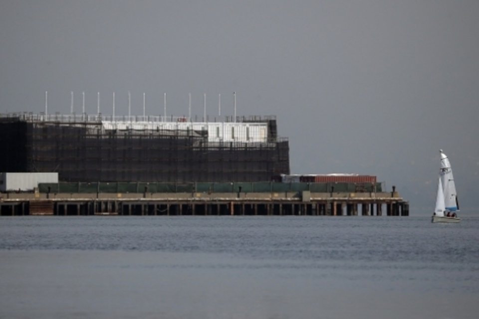 Google terá de remover balsa da baía de São Francisco
