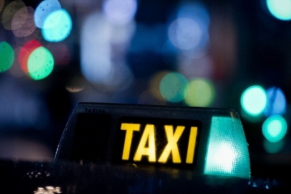 "Queremos diminuir os custos do transporte nas cidades", falam criadores de app para dividir corrida de táxi