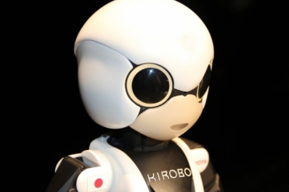 Robô japonês Kirobo volta à Terra após 18 meses no espaço