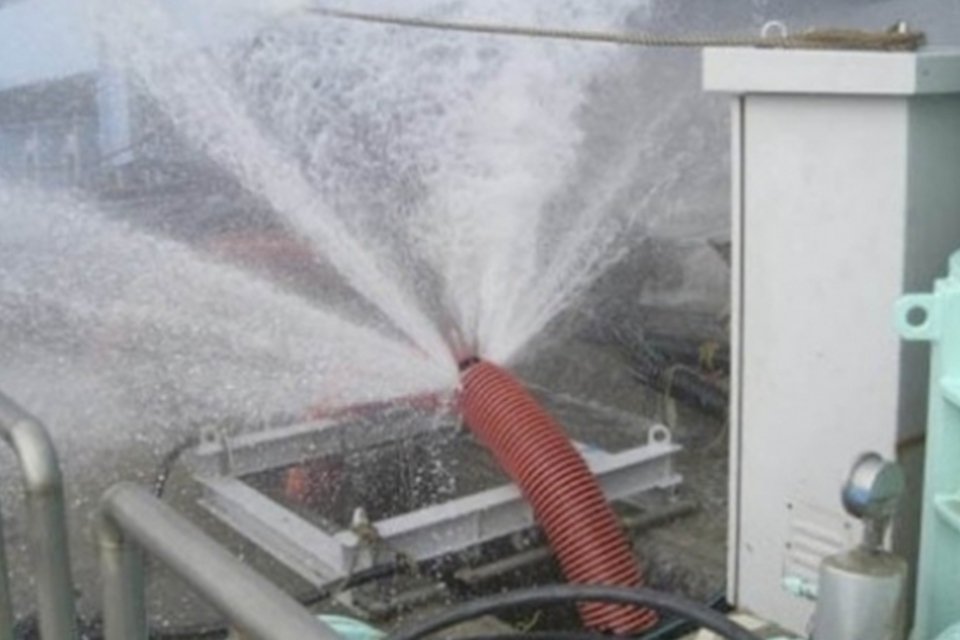 Novo sistema para filtrar água em Fukushima volta a ter problemas