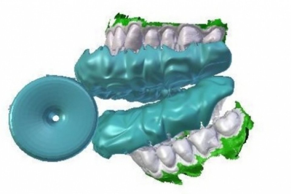 Escova de dentes que higieniza boca em seis segundos é vendida a R$668