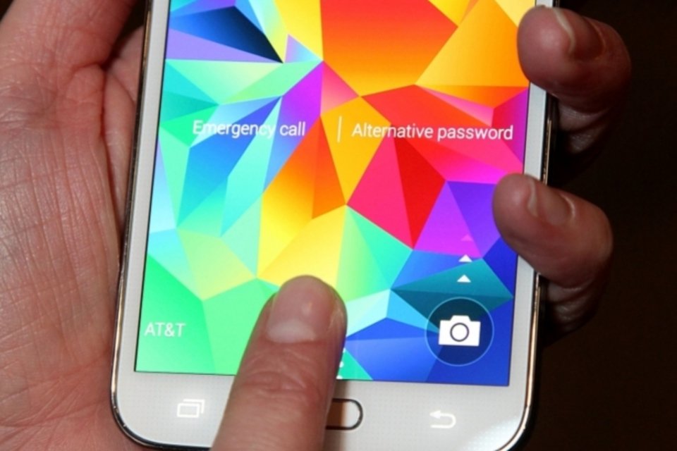Samsung Galaxy S6 terá novo sensor biométrico, diz site