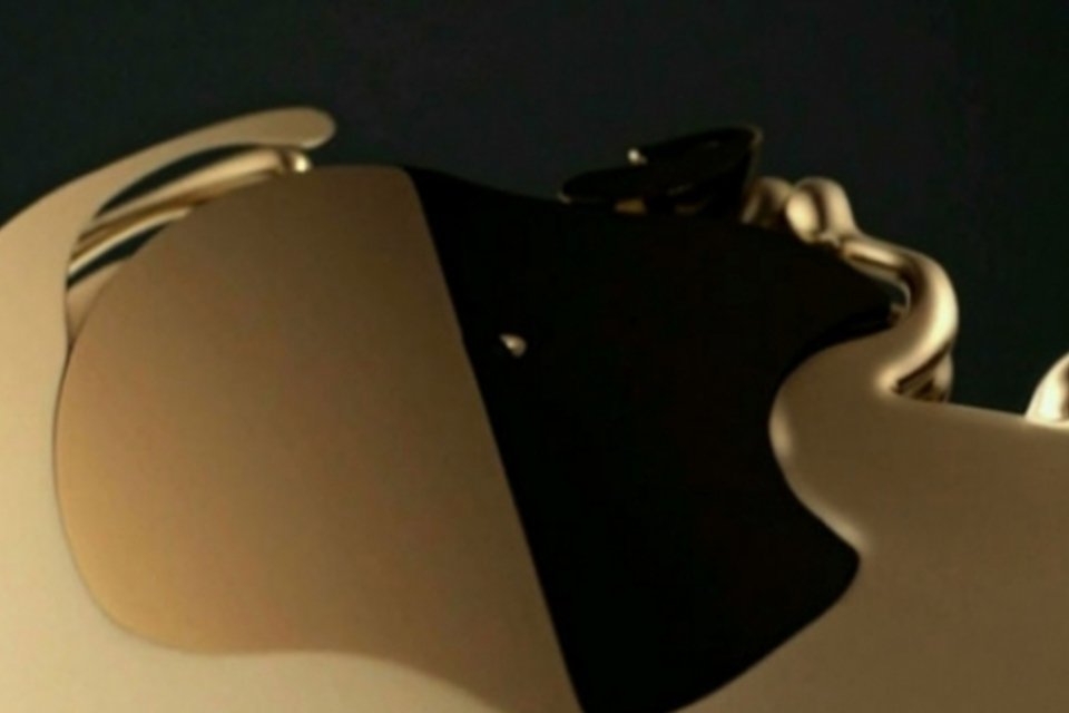 Ouro derretido se transforma em iPhone 5s em novo comercial da Apple