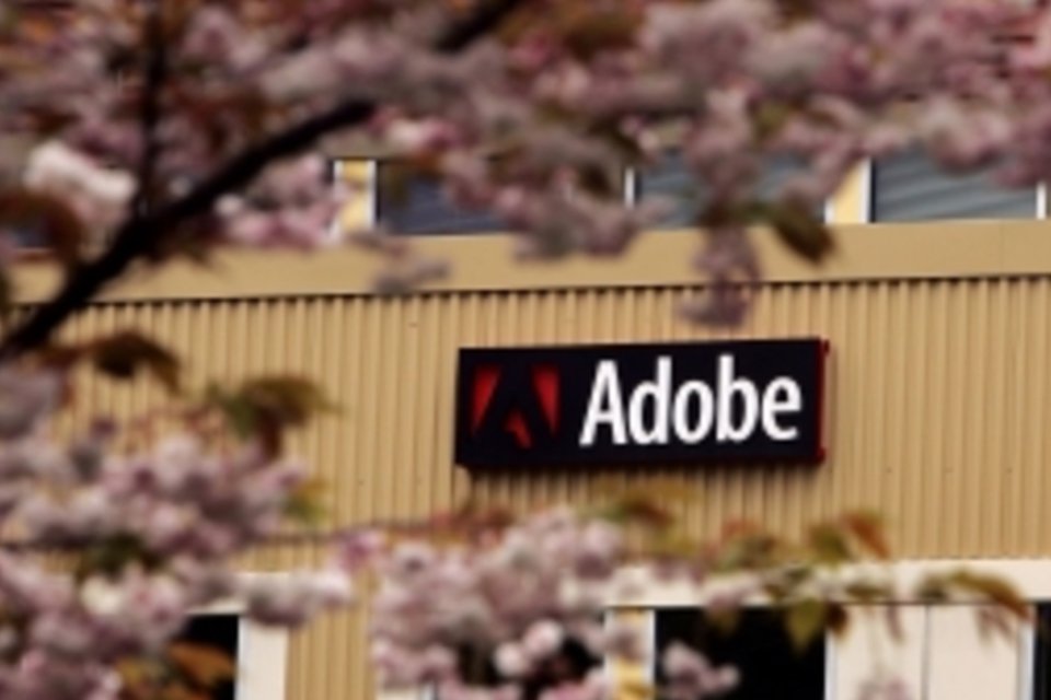 Adobe reinicia senhas de usuários após invasões