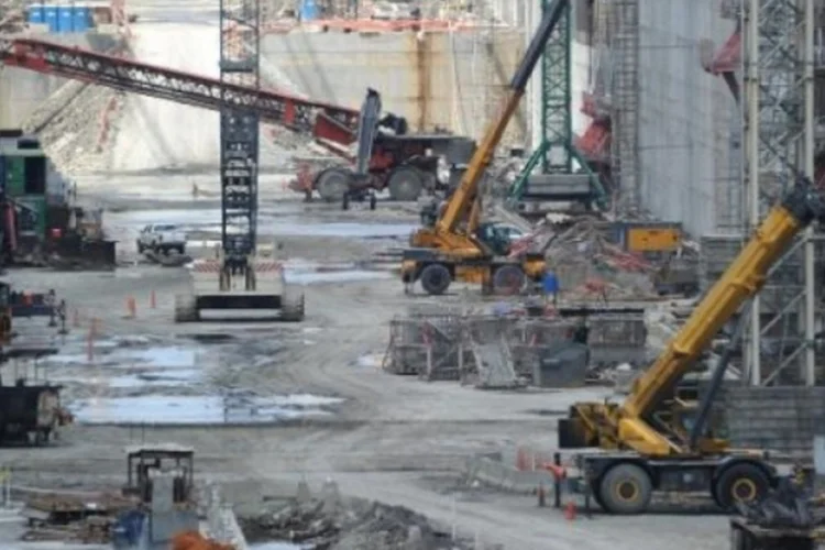construções (©afp.com / Rodrigo Arangua)