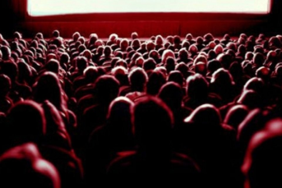 Filmes para menores têm mais violência com armas, diz estudo