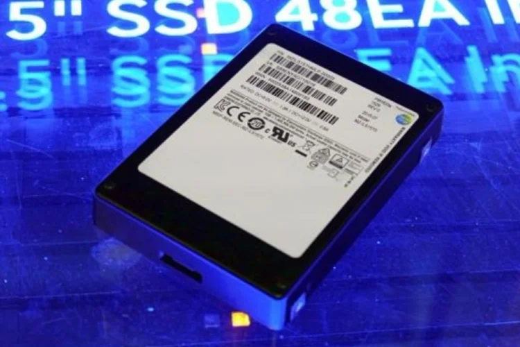 SSD 16 TB (Reprodução/Golem.de)