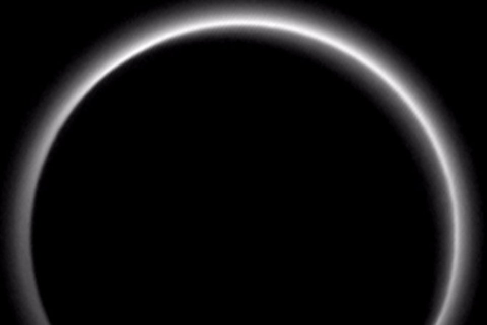 New Horizons manda fotos de sua despedida de Plutão