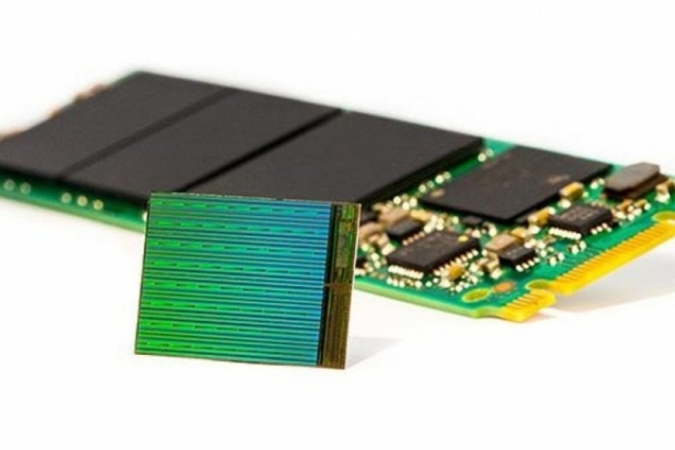 Intel e Micron lançam chip que abre possibilidade de memória flash com 3,5TB