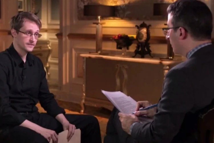 john-oliver-snowden (Reprodução)
