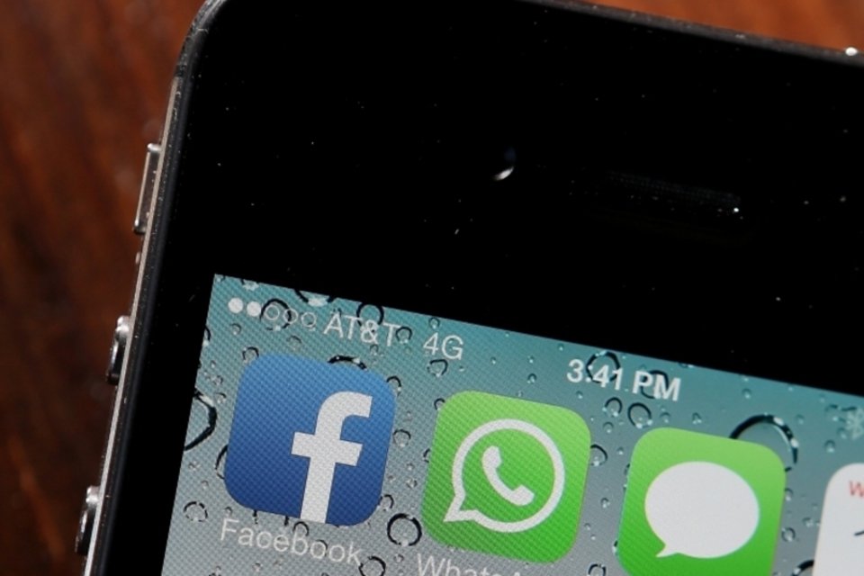 WhatsApp testa chamadas de voz gratuitas em iPhones, diz site