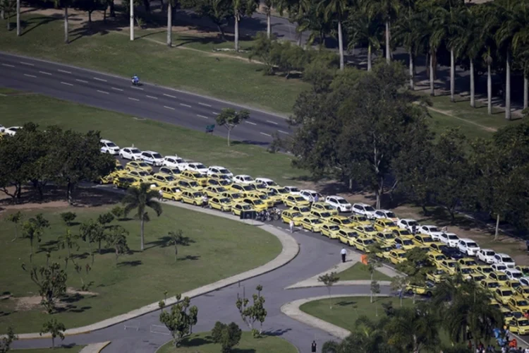Protesto contra o Uber no Rio de Janeiro (Reuters/ Ricardo Moraes)