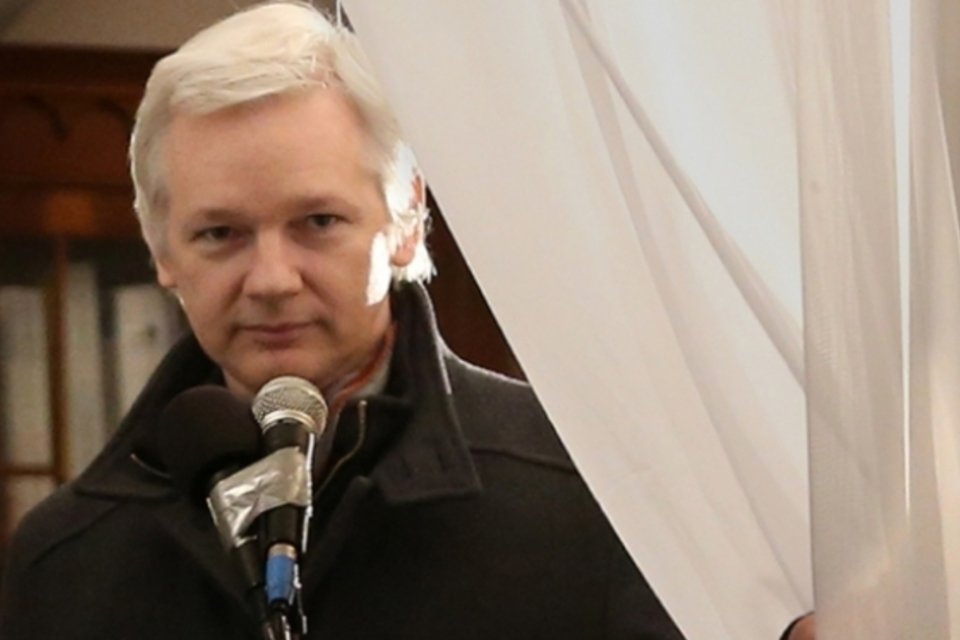 Assange está disposto a ser interrogado em Londres, diz seu advogado sueco