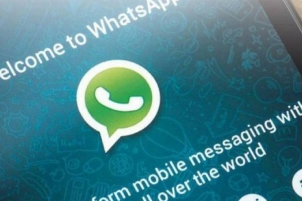Aplicativo Facebook ganha botão de compartilhamento com o WhatsApp, diz site