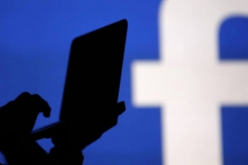 Facebook fecha conta de acusado por ataque ao trem Amsterdã-Paris
