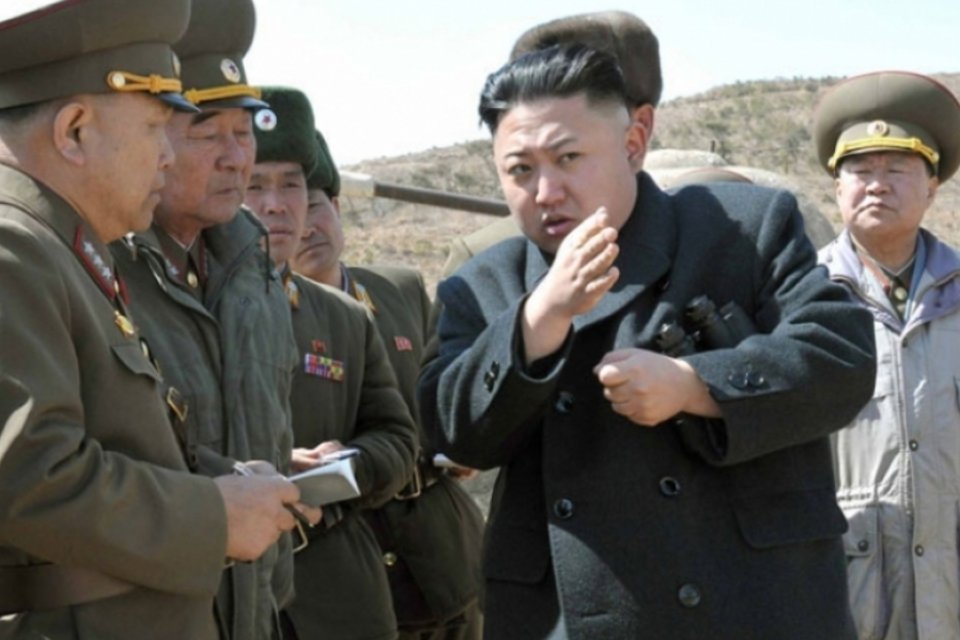 Coreia do Norte ameaça explodir balões com 10 mil DVDs do filme A Entrevista