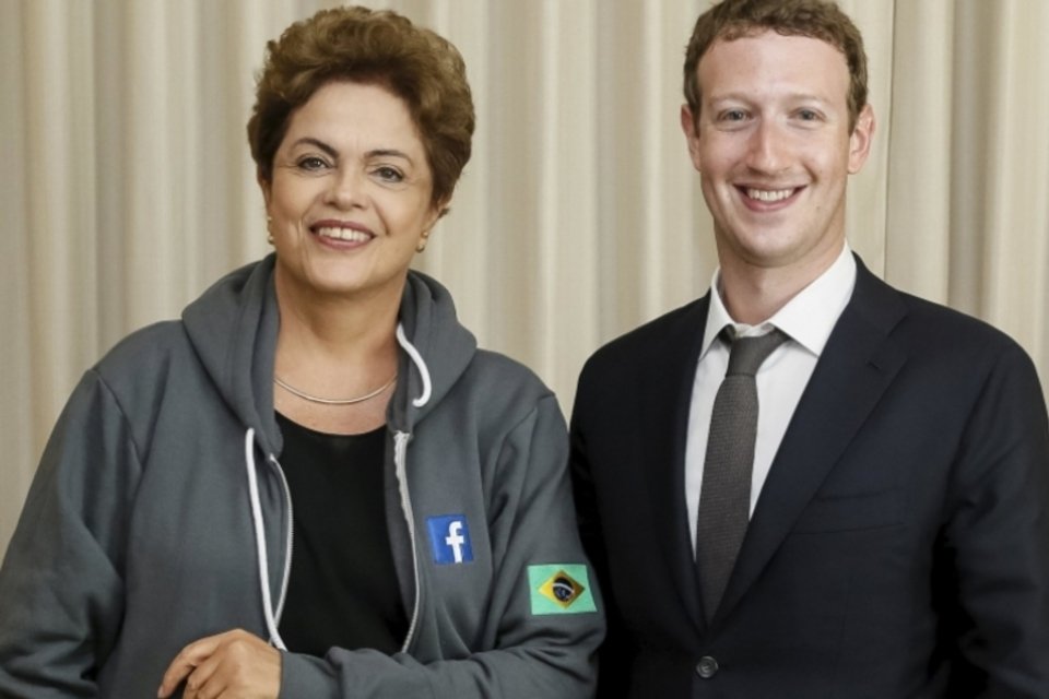 Dilma e Zuckerberg anunciam parceria para expandir acesso à internet no país