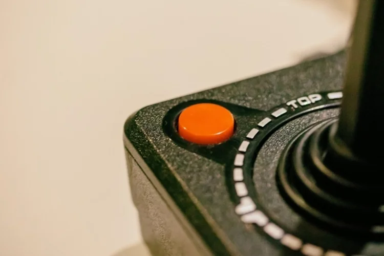 Games (jeremybrooks/ Flickr)