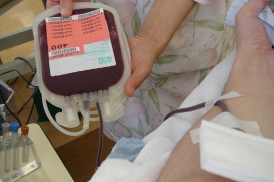 Doadores de sangue da Suécia recebem SMS quando salvam uma vida