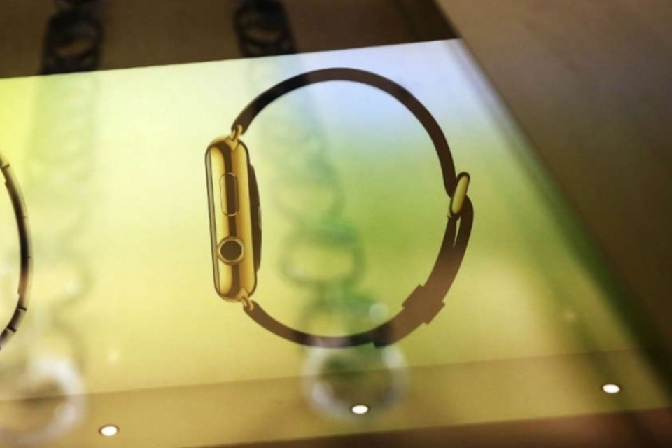 Apple Watch de ouro se esgota na China em menos de uma hora