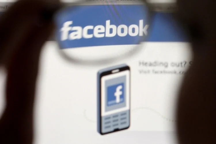 facebook (Reuters)