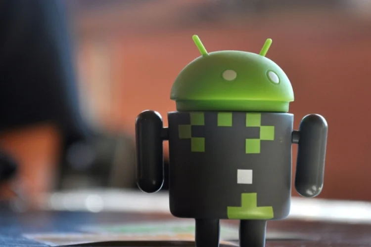 android (Android robot toy / Flickr)