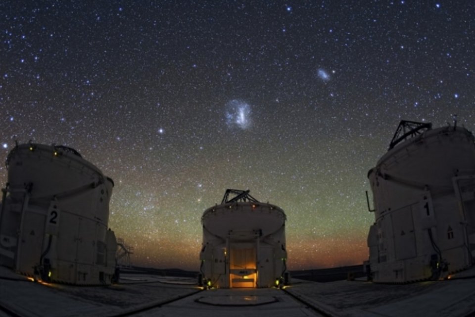 Cientistas descobrem 9 galáxias anãs orbitando a Via Láctea