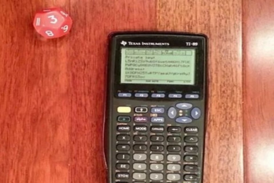 Crie uma conta Bitcoin com uma calculadora escolar