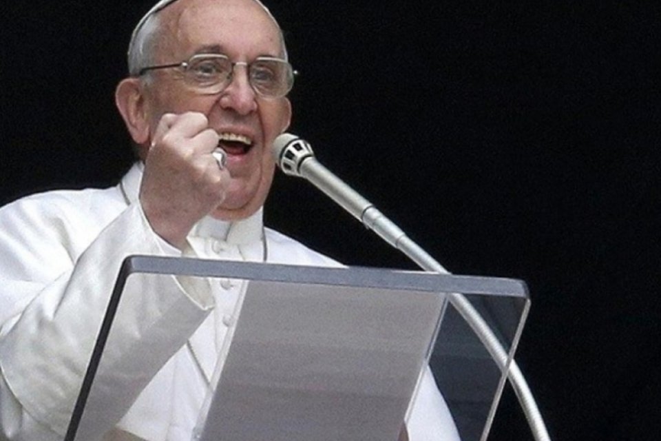 Conta do papa Francisco no Twitter supera os 20 milhões de seguidores