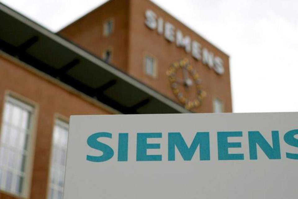 Siemens oferece 100 vagas de estágio para integrar refugiados