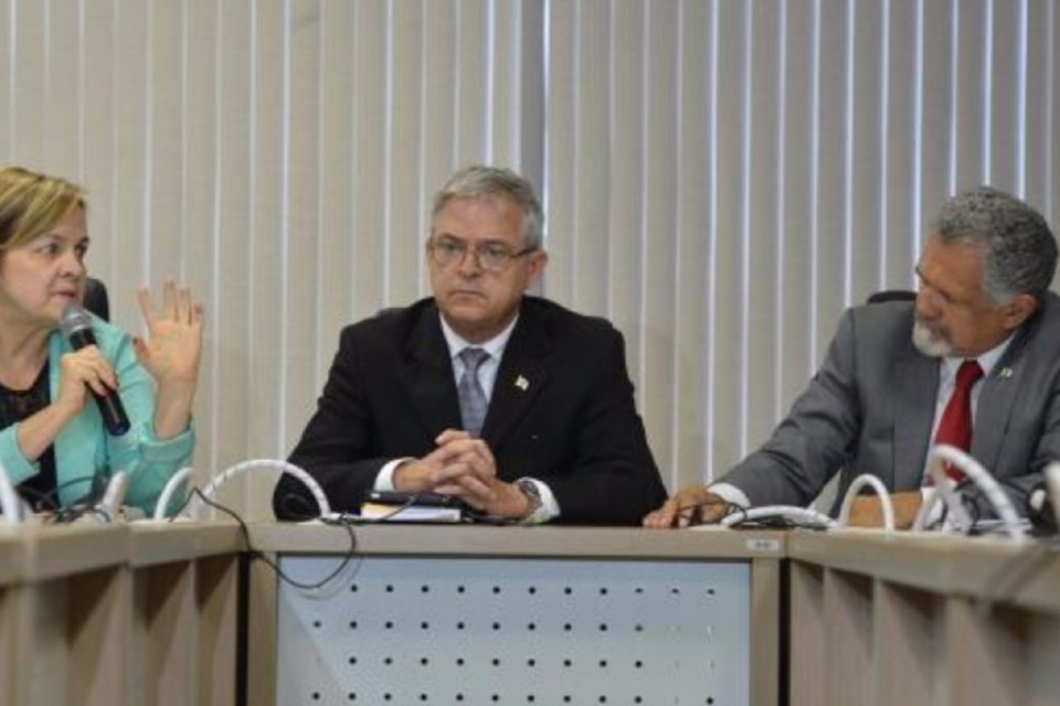 Governo do DF prepara plano para enfrentar bactérias multirresistentes