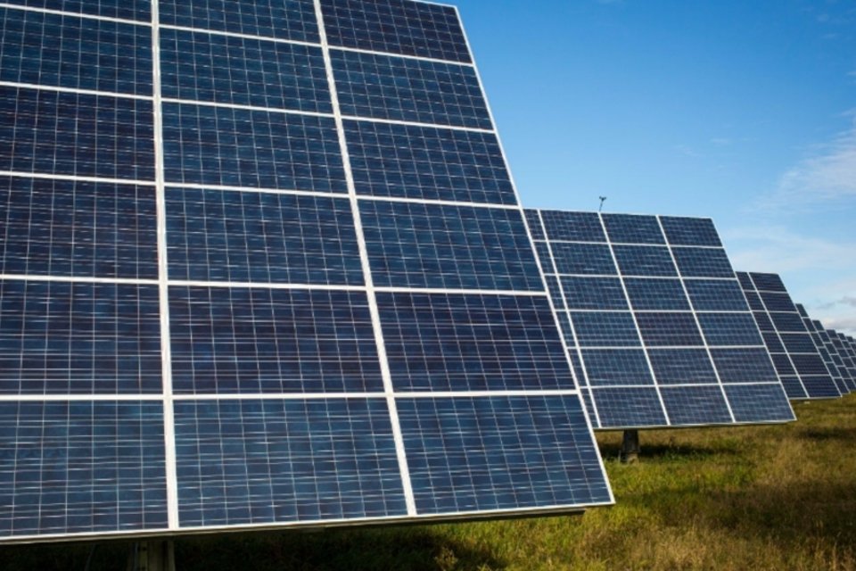 Índia aposta em energia solar antes da Conferência do Clima de Paris
