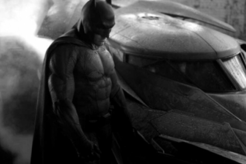Diretor revela teaser de 'Batman vs Superman: A Origem da Justiça'