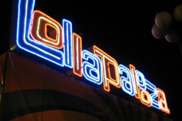 Lollapalooza: as bandas Arctic Monkeys e Twenty One Pilots podem estar entre as atrações do festival (The Cosmopolitan via Flickr/Flickr)