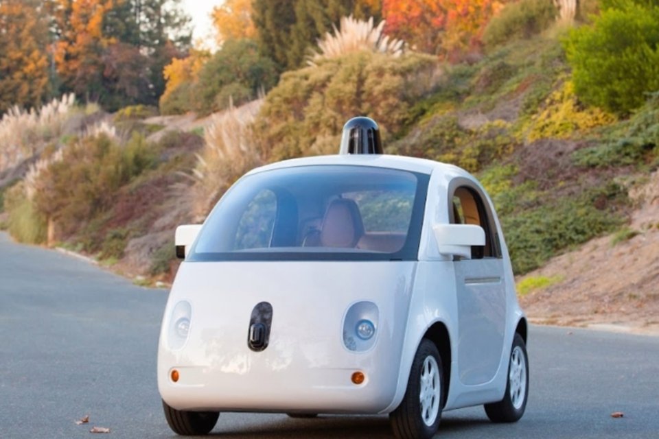 Google criou sua própria montadora de carros, chamada Google Auto