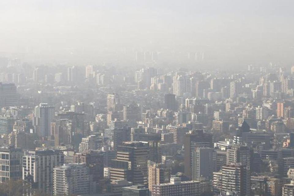 Poluição poderia dobrar quantidade de mortes prematuras em 2050, diz estudo
